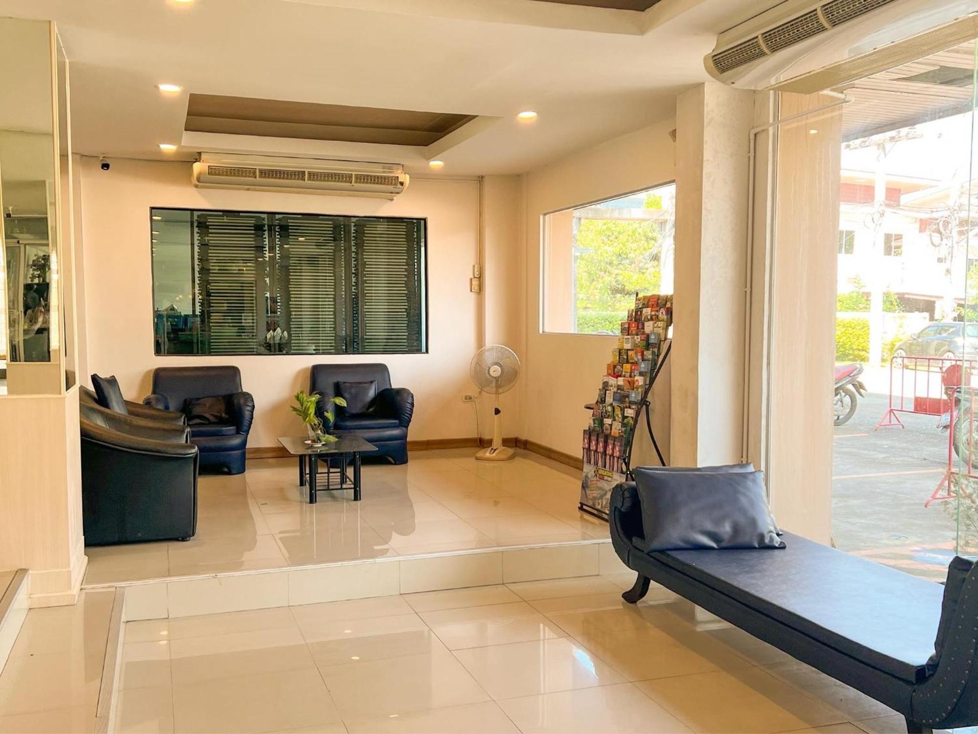 Inspire House Hotel Chiang Mai Buitenkant foto