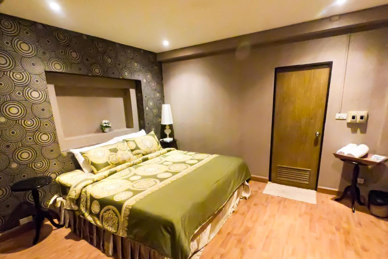 Inspire House Hotel Chiang Mai Buitenkant foto