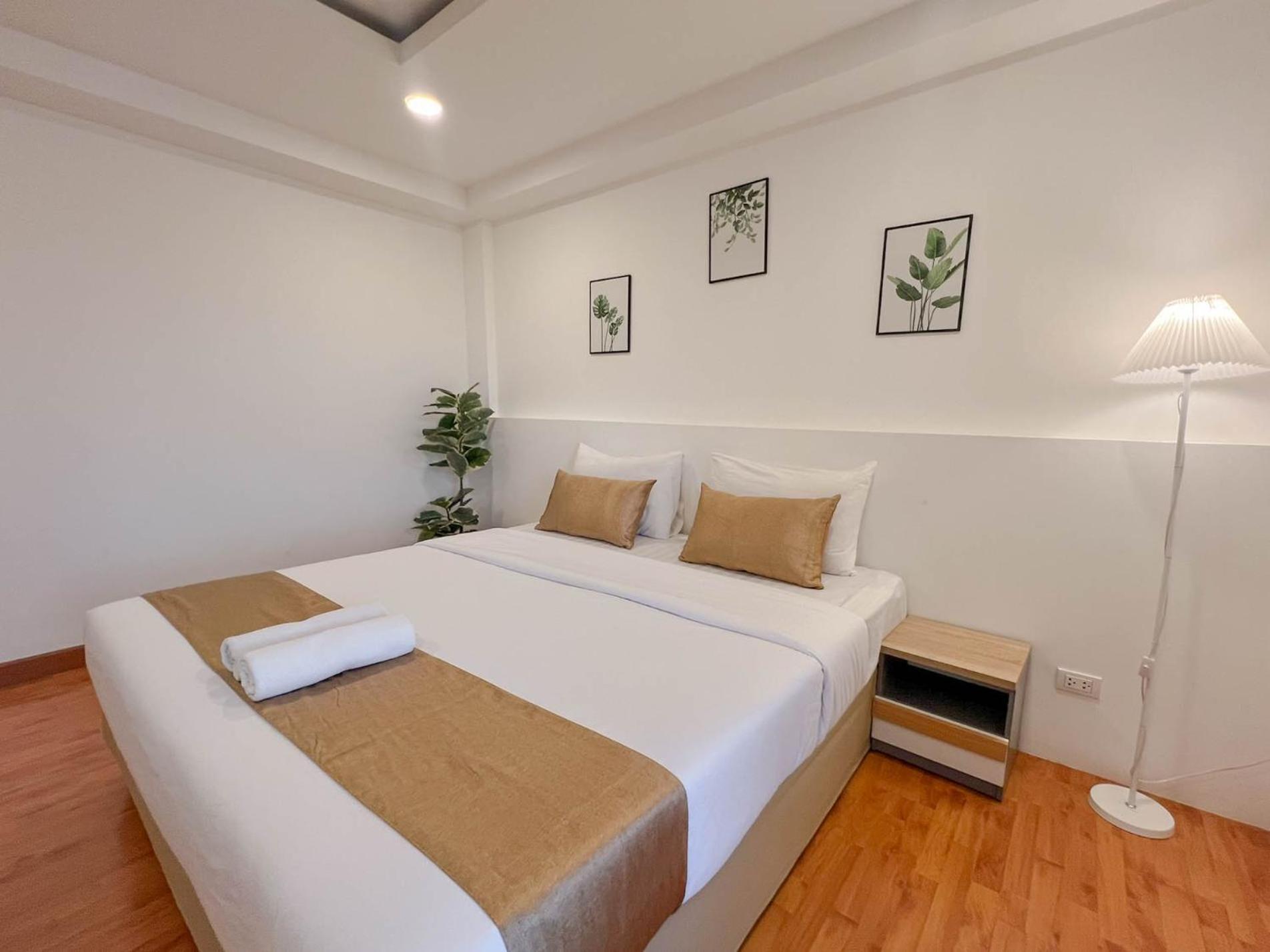 Inspire House Hotel Chiang Mai Buitenkant foto
