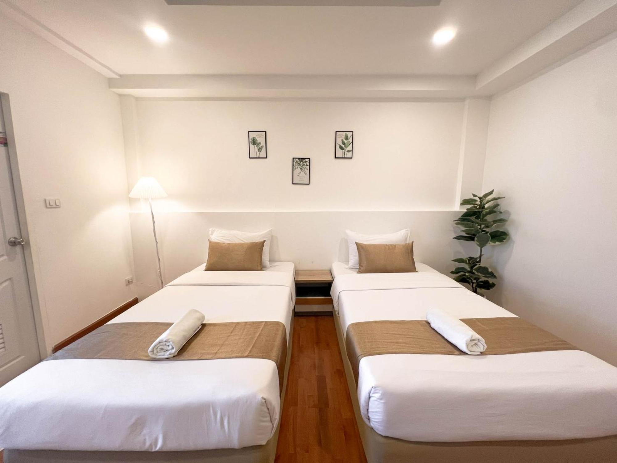 Inspire House Hotel Chiang Mai Buitenkant foto