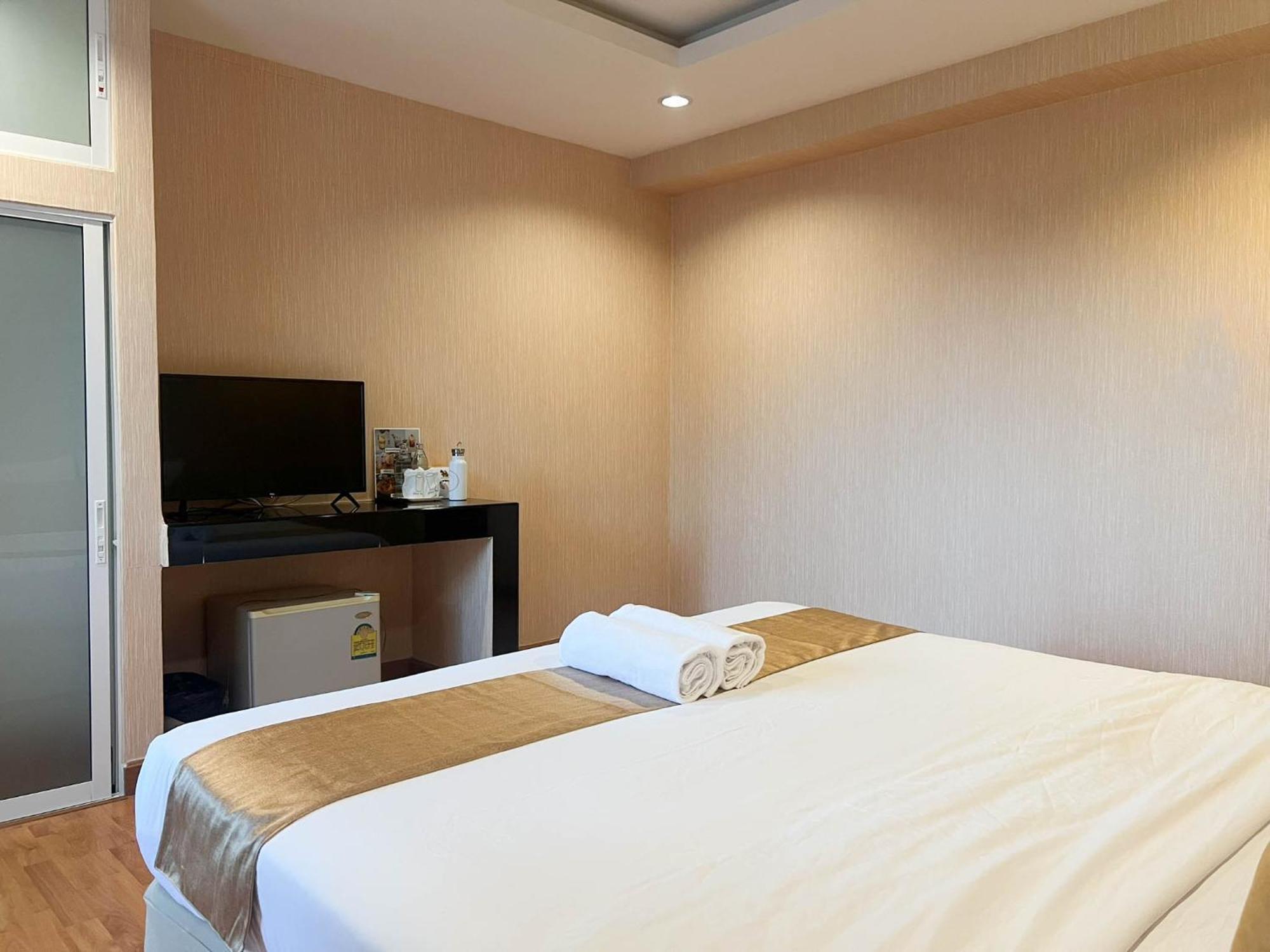 Inspire House Hotel Chiang Mai Buitenkant foto