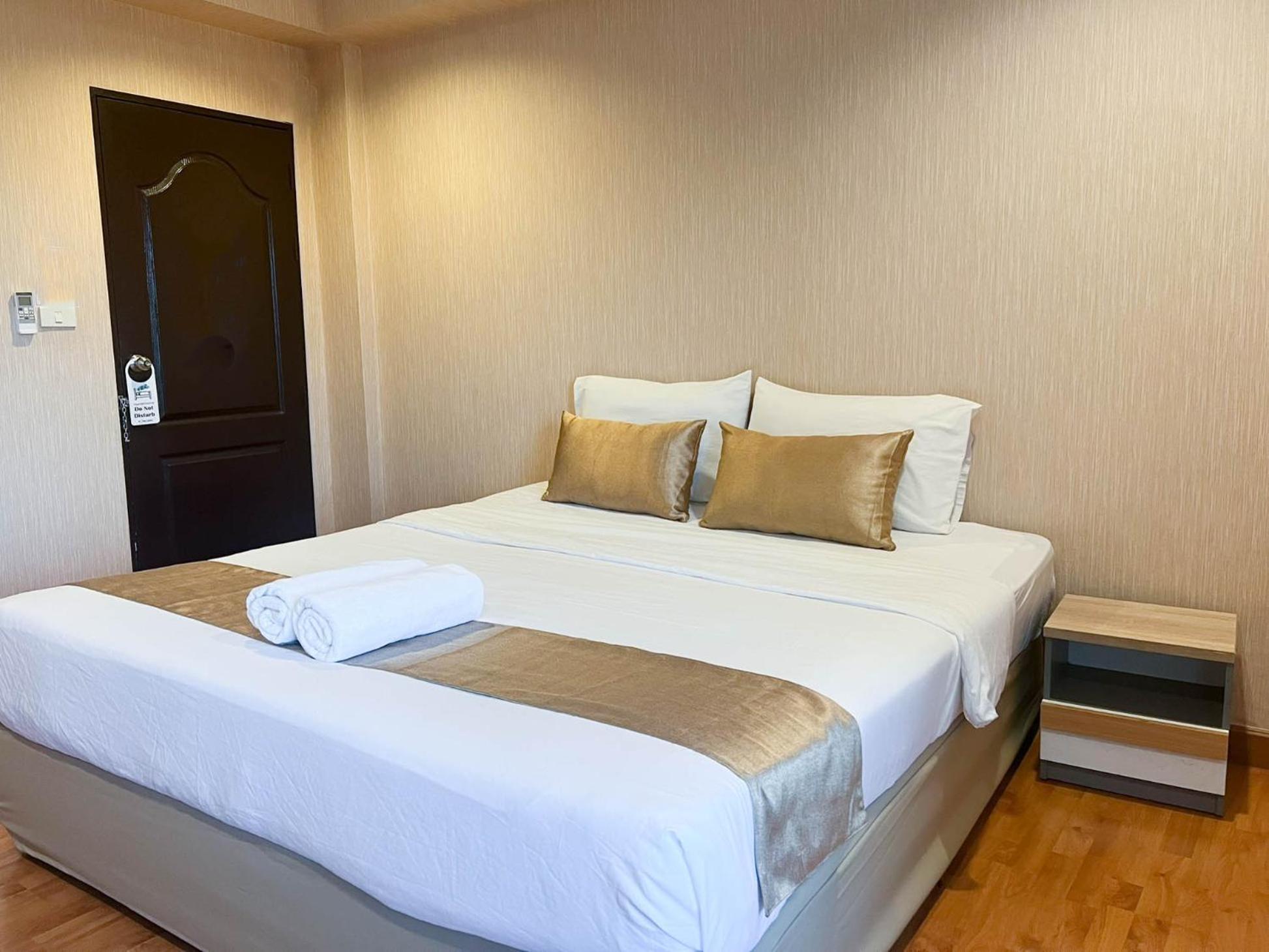 Inspire House Hotel Chiang Mai Buitenkant foto